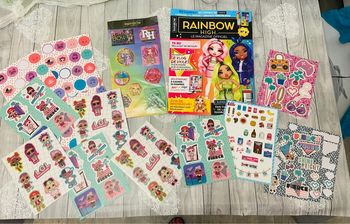 Lot poupée lol et rainbow high