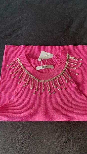 👚 Top rose fuchsia avec col bijou strass – Neuf avec étiquette