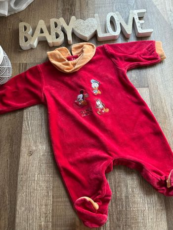 - Pyjama Disney    - 3 mois  - Très bon état