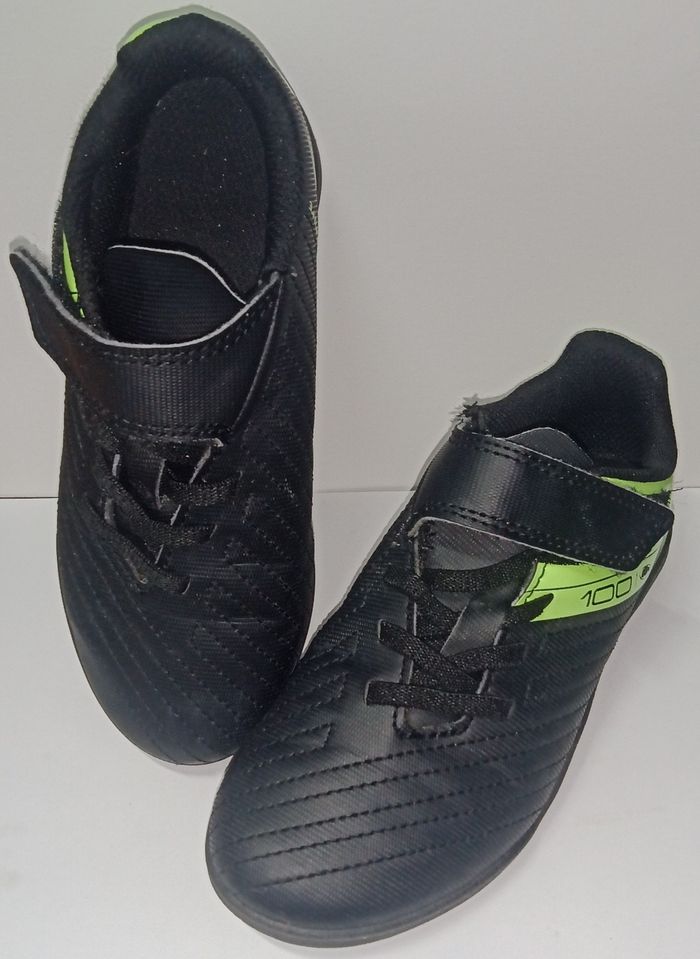Chaussures de foot terrain stabilisé ou synthétique