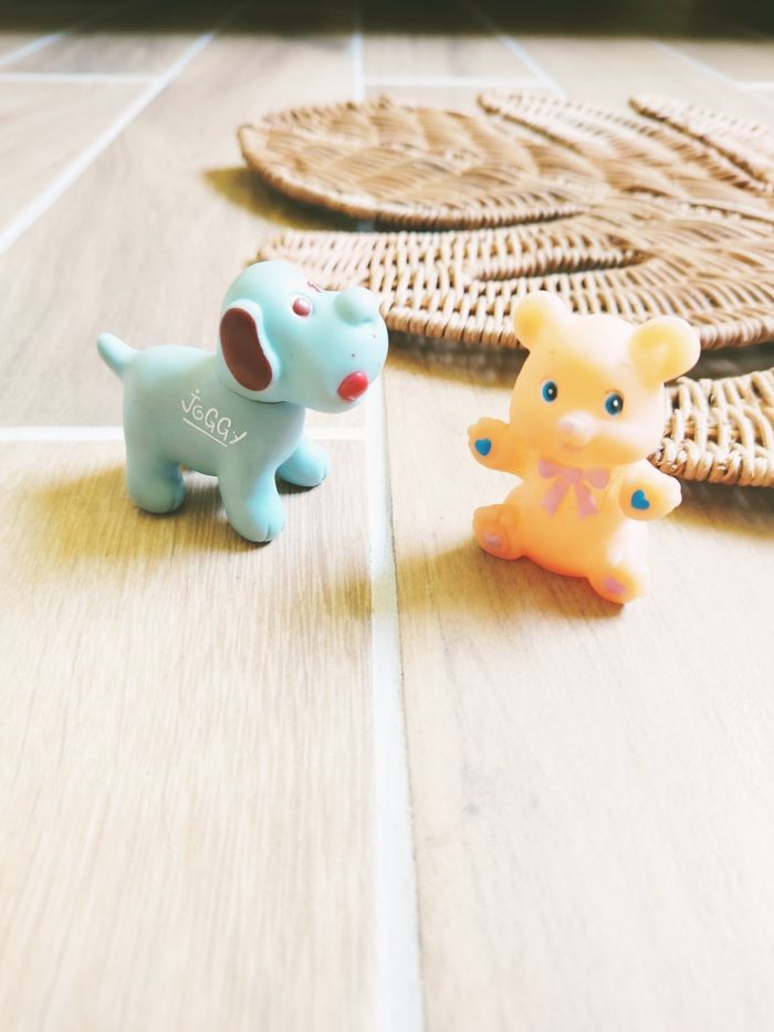 🐶Figurines chien Joggy année 1987 marque Delavennat et petit ours/ourson Barbie