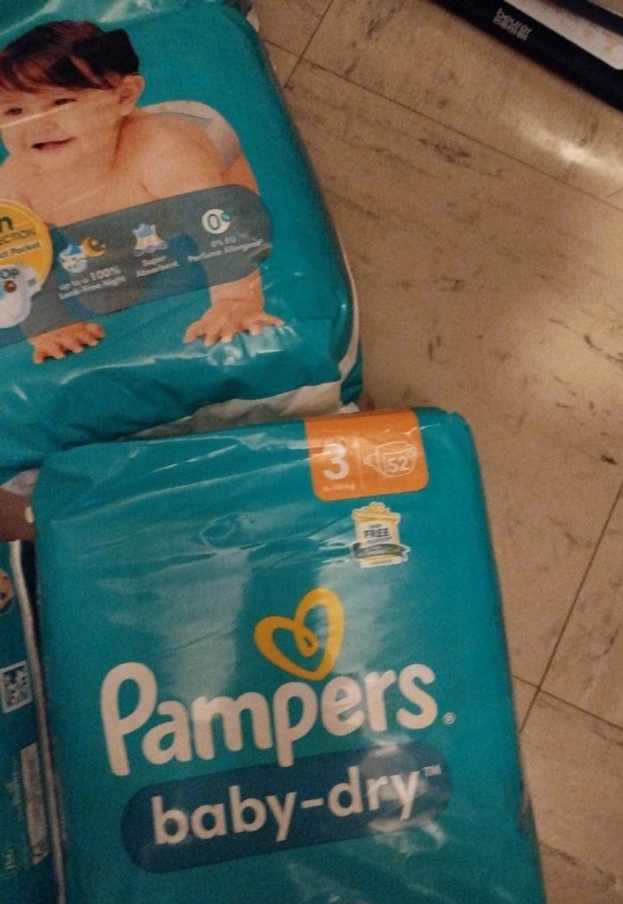 206 couches Pampers taille 3 Baby dry - photo numéro 3