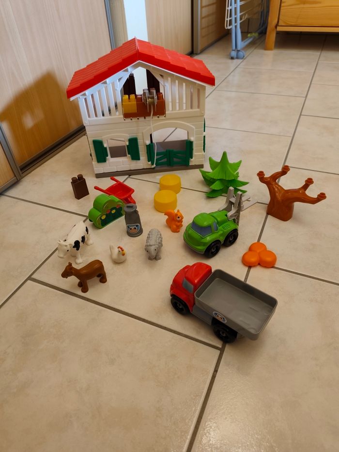 Jeu de construction Ecoiffier Abrick
 Exploitation Agricole - photo numéro 3