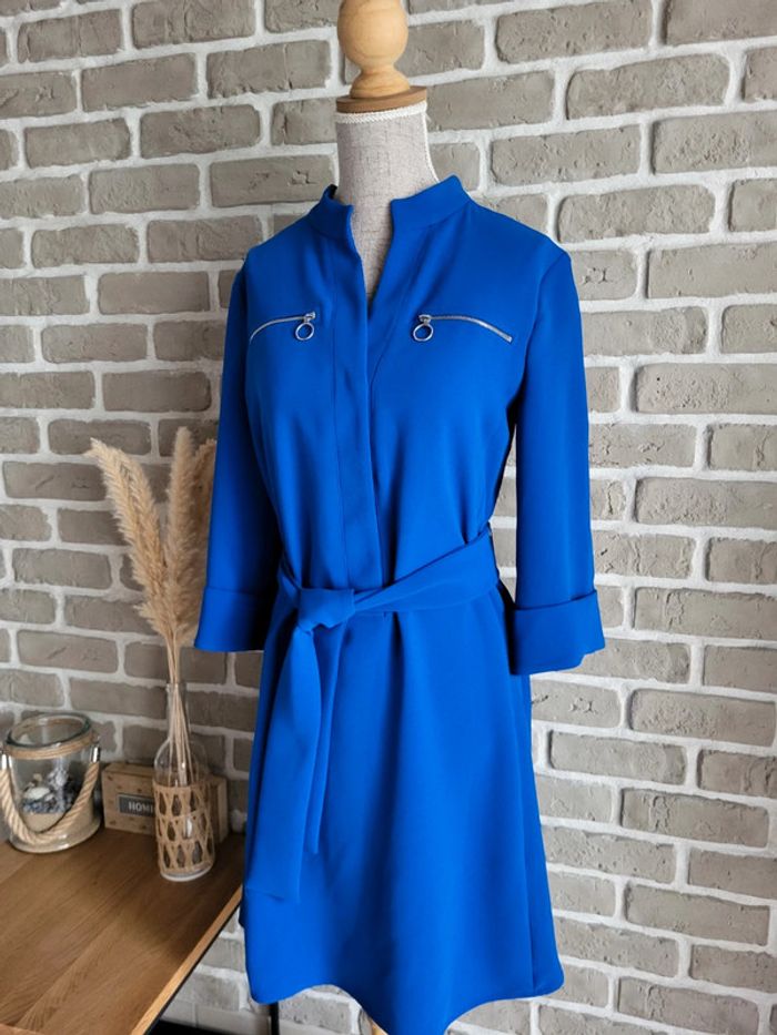 Robe chic bleu électrique Claudie Pierlot - Neuve avec ceinture - photo numéro 6