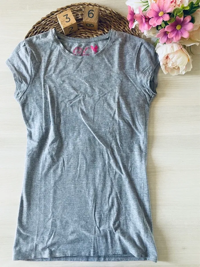 T-shirt gris - photo numéro 2