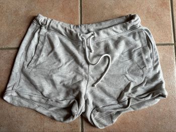 Short gris Asimu Taille M