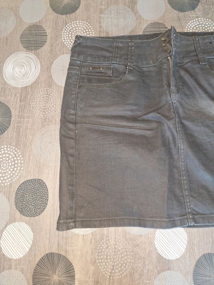 Jupe en jeans taille 40 - photo numéro 2
