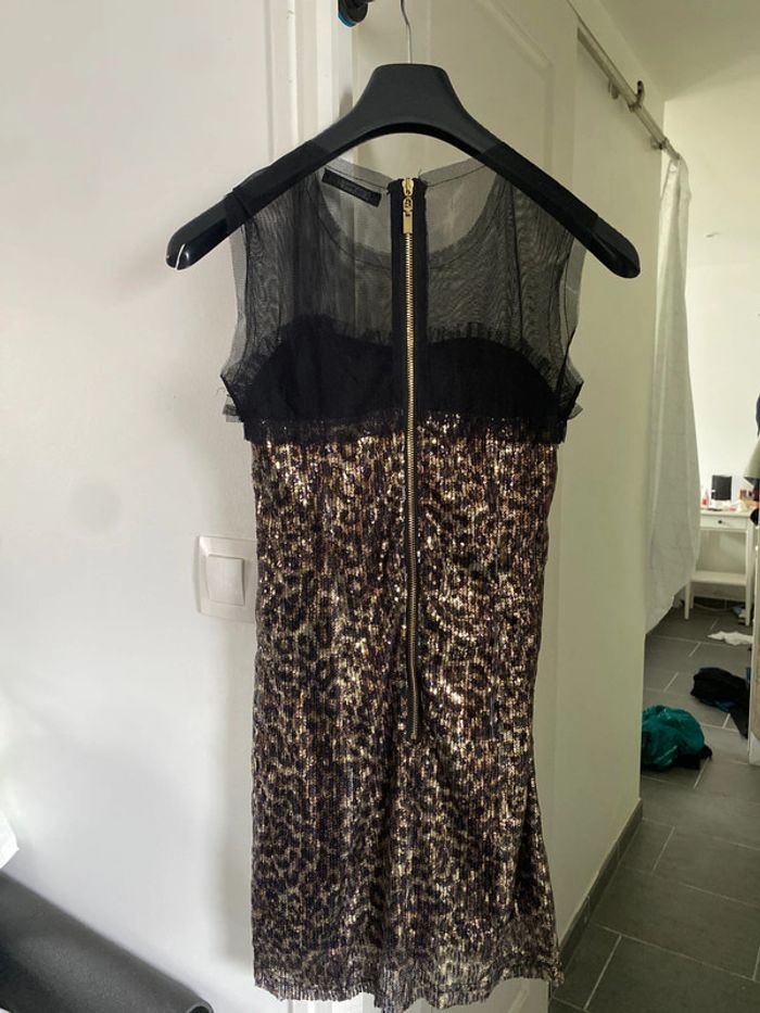 Robe à paillettes - photo numéro 2