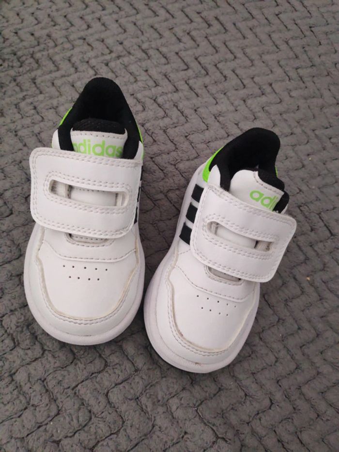 Basket adidas - photo numéro 3