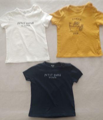 Lot de 3 t-shirts manches courtes Kiabi taille 24 mois / 86 cm en très bon état.