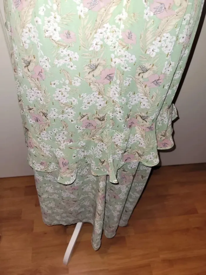 Robe originale asymétrique casi neuve - photo numéro 6