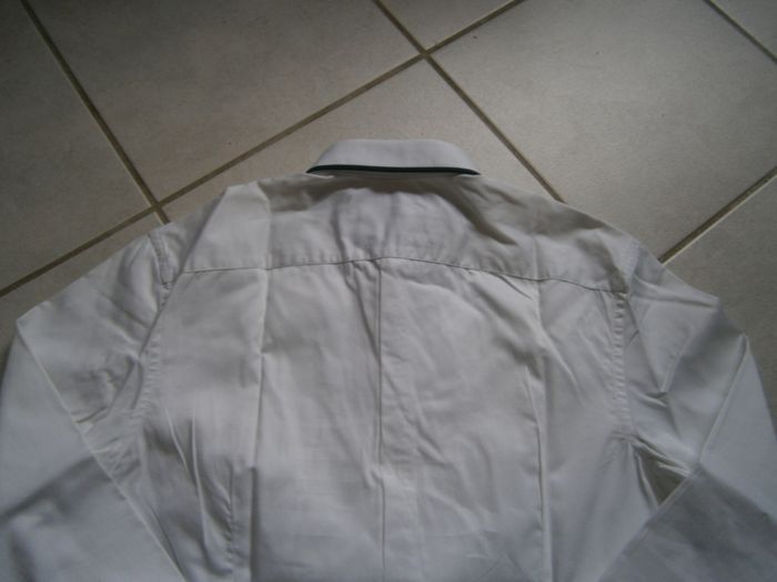 Chemise blanche liseré marine CELIO Taille S (37/38) - photo numéro 8