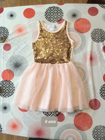 Robe chic habillé Neuve 🏷 taille 114 