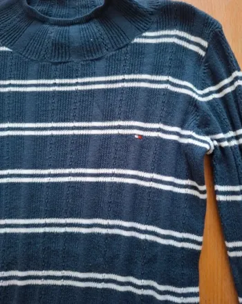 Pull fin tommy hilfiger bleu marine a rayures blanches