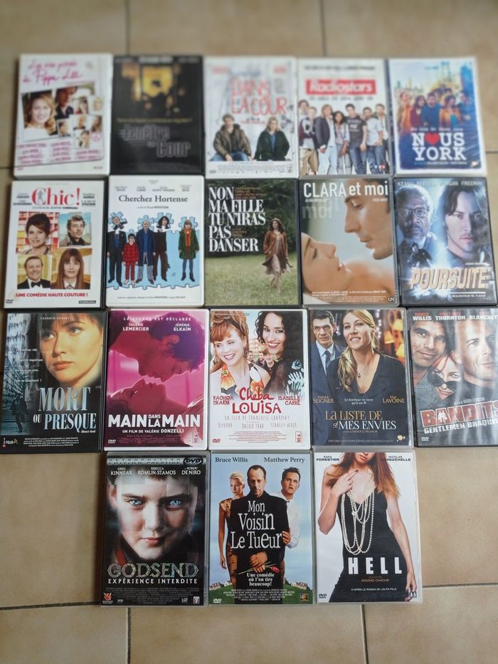 Lot de 18 DVD