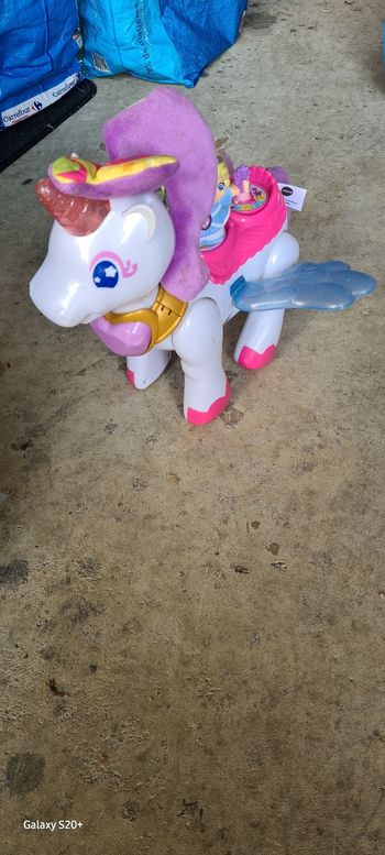 Tut tut copain licorne et fée