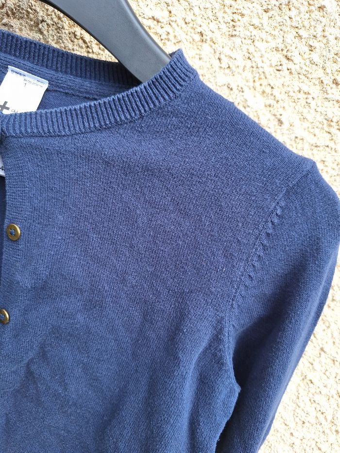 👚 Gilet C&A 10 ans - photo numéro 3