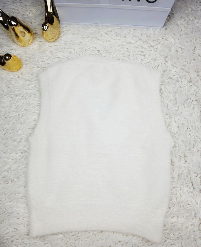 Pull peluche fluffy sans manches Fille taille S 12 ans marque Jennyfer 🦜 - photo numéro 6
