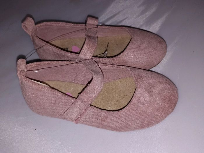 Chaussures rose taille 24 - photo numéro 2