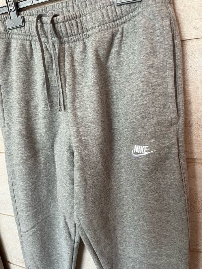 Jogging nike - photo numéro 2
