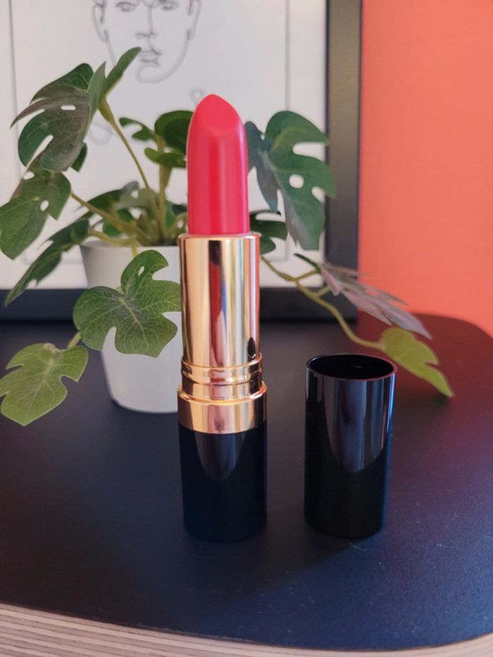Rouge à lèvres Revlon - Super Lustrous - Rouge - photo numéro 2