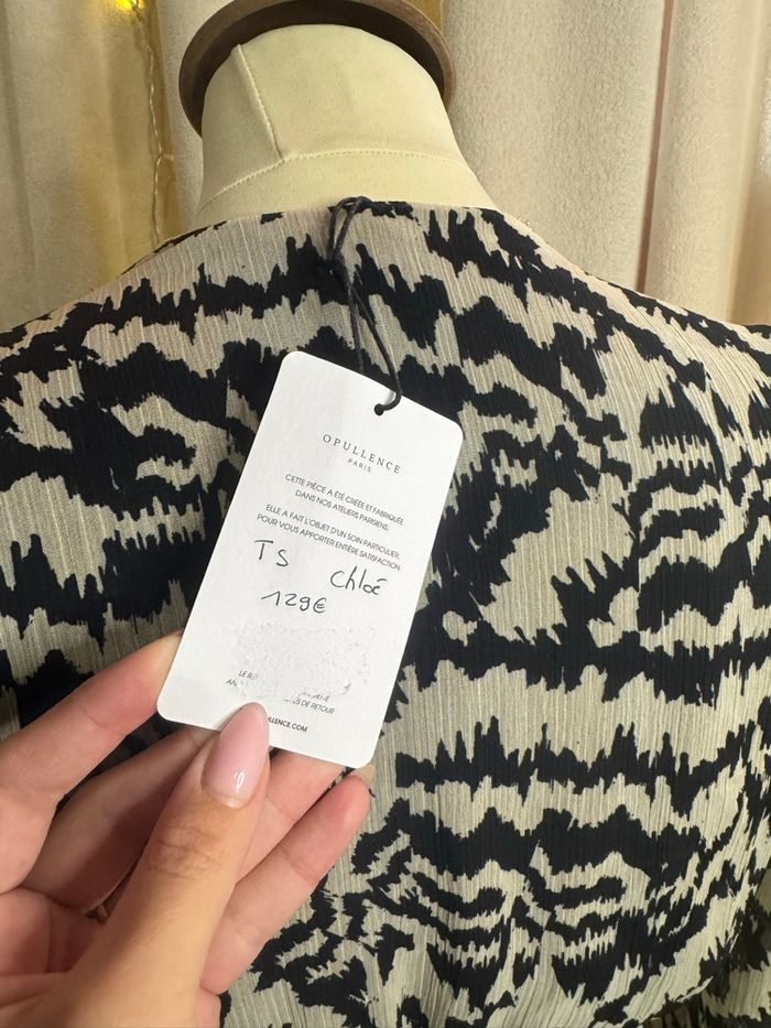 Robe longue neuve - photo numéro 6