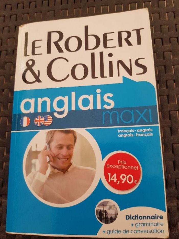 Livre dictionnaire français Anglais. Le Robert & Collins