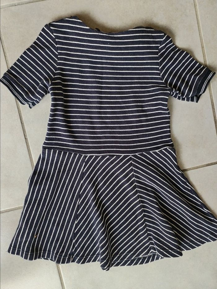 Robe IKKS, taille 5 ans - photo numéro 2