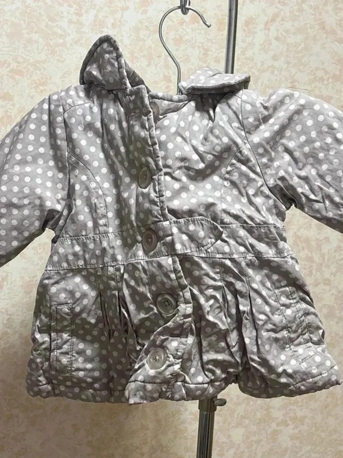 Manteau avec capuche détachable taille 9mois marque tape à l'œil - photo numéro 2