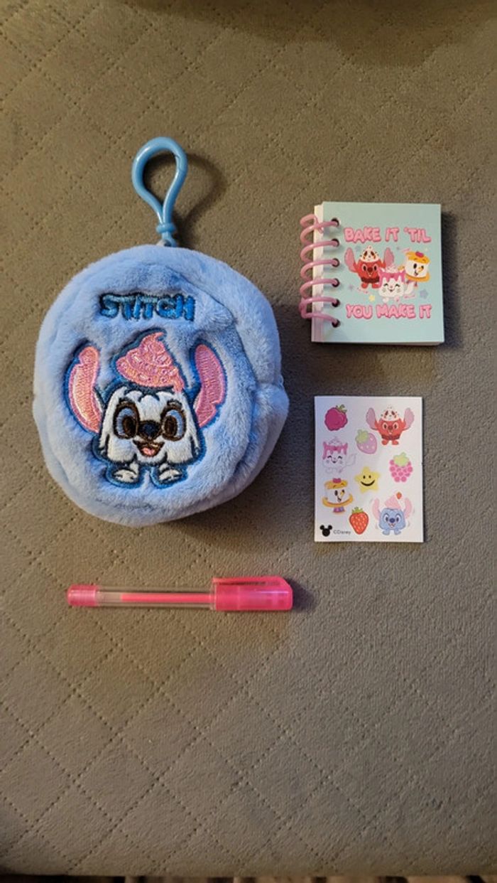 Stitch Munchlings papeterie