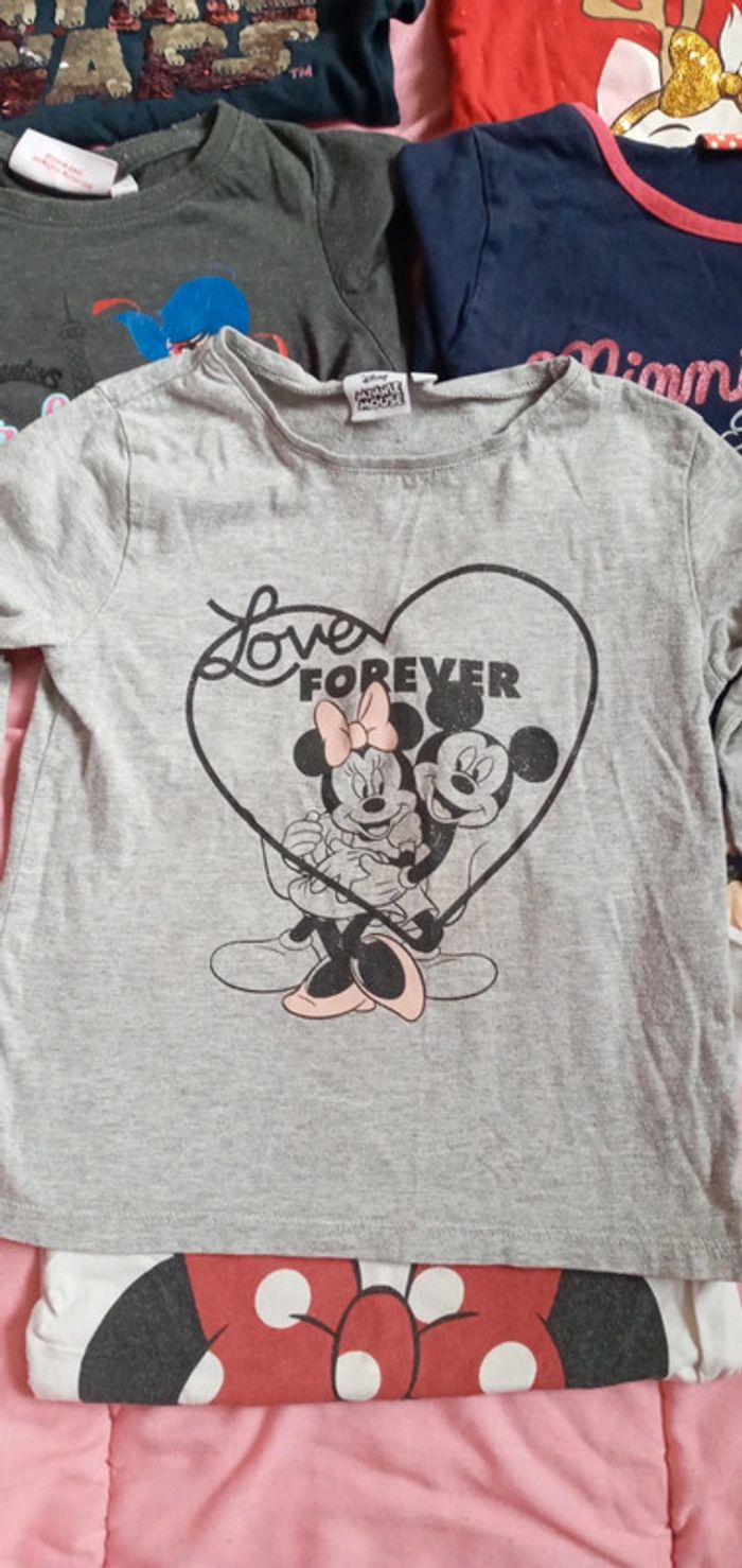 Lot de 7 maillots disney taille 4 ans - photo numéro 7