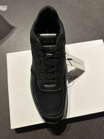 Calvin Klein triple black mono taille 43 neuve