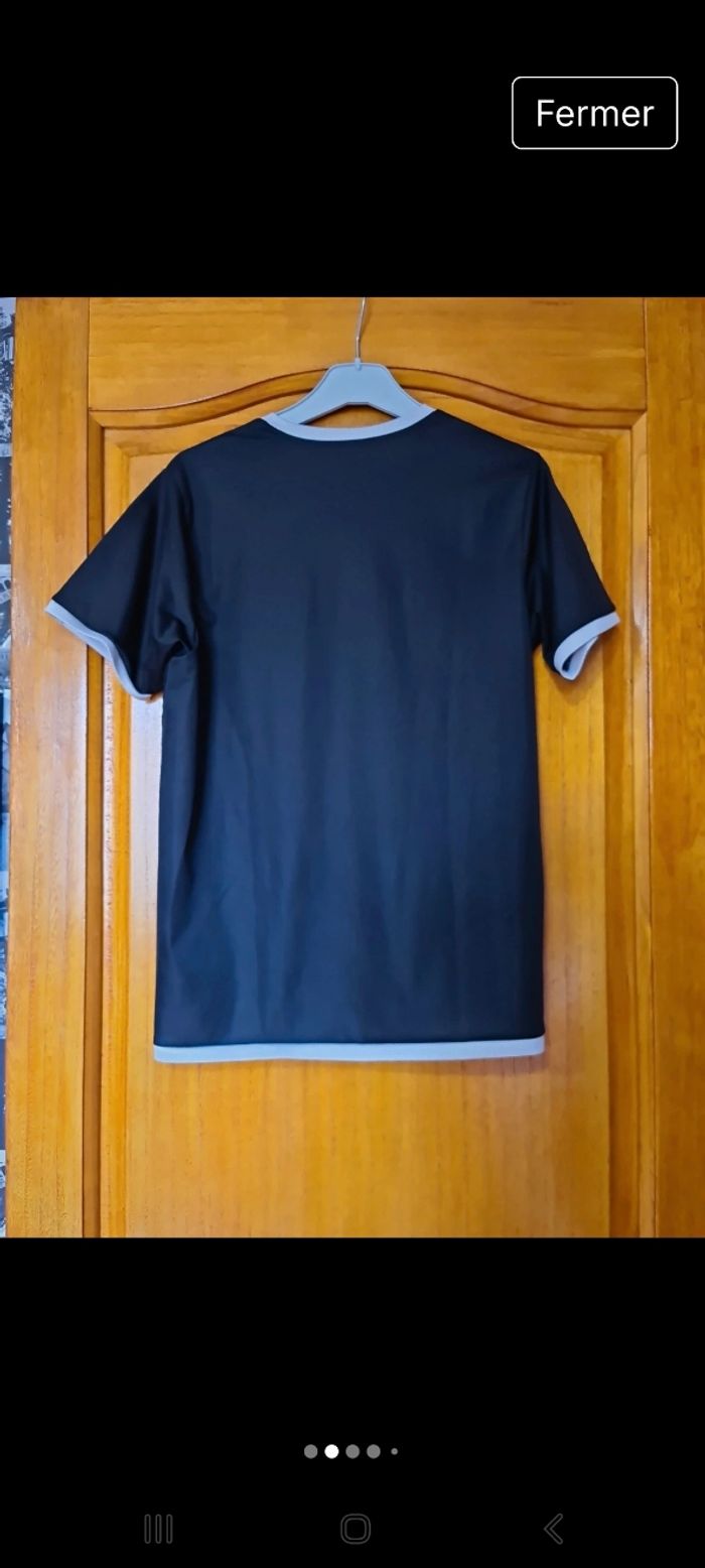 T-shirt Puma taille 13/14 ans