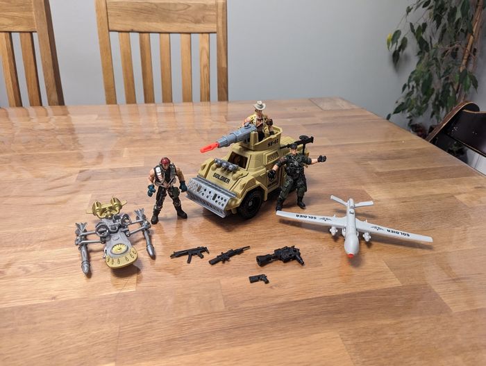 Ensemble militaire figurine 10 cm