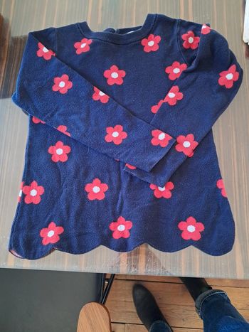 Pull Jacadi bleu marine fleurs rouge