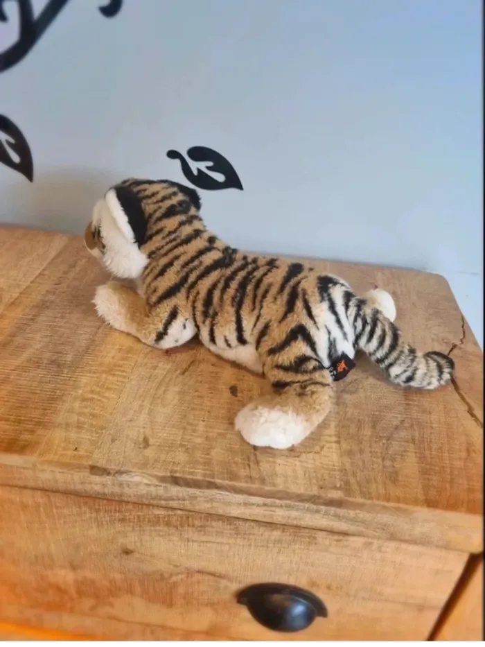 Peluche bébé tigre eco 35 cm - photo numéro 4