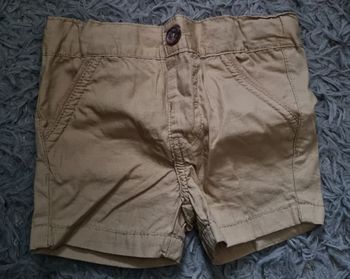 Short beige 12mois