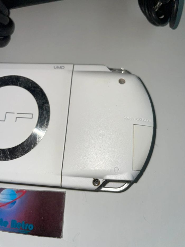 Console PSP-1004 Blanche Sony officielle Fonctionnel Avec Chargeur - photo numéro 7