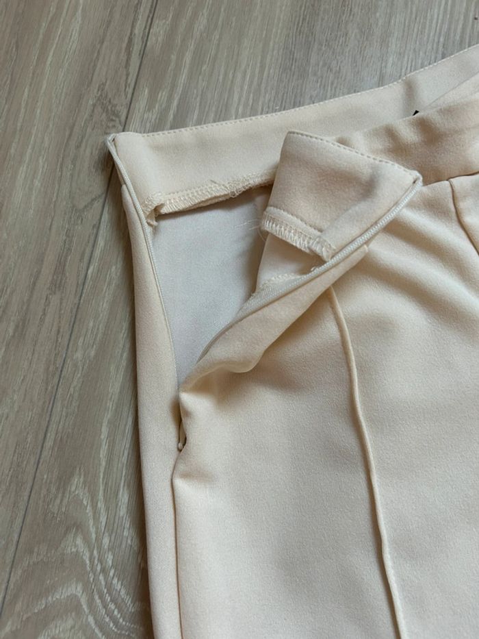 Jolie pantalon crème 🫶🏼 - photo numéro 3