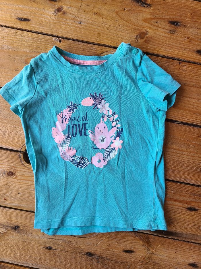 T-shirt