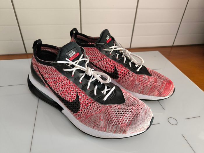 Nike chaussures Air Max FlyKnit Racer pointure 45 - coloris rouge / blanc