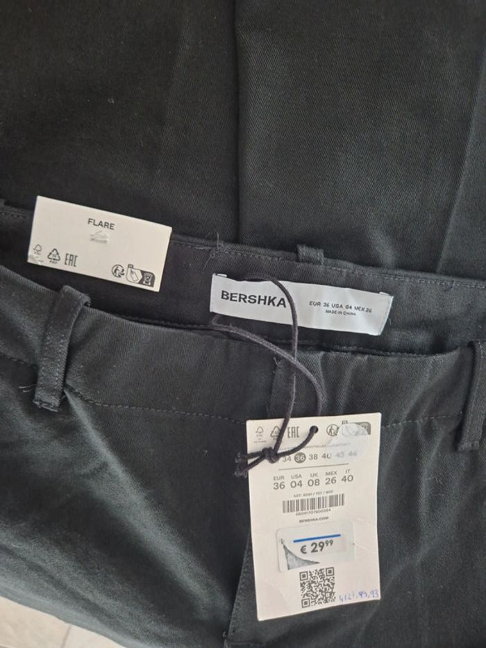 Pantalon noir Flare Bershka - photo numéro 6