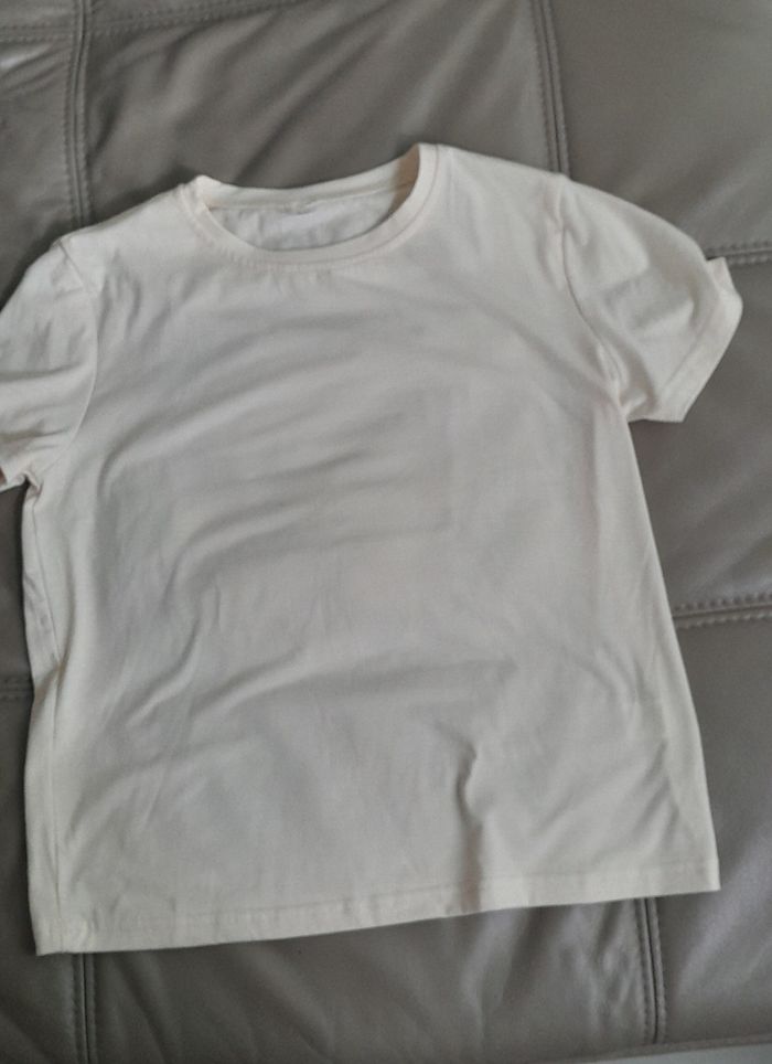 Tee-shirt fille - photo numéro 2