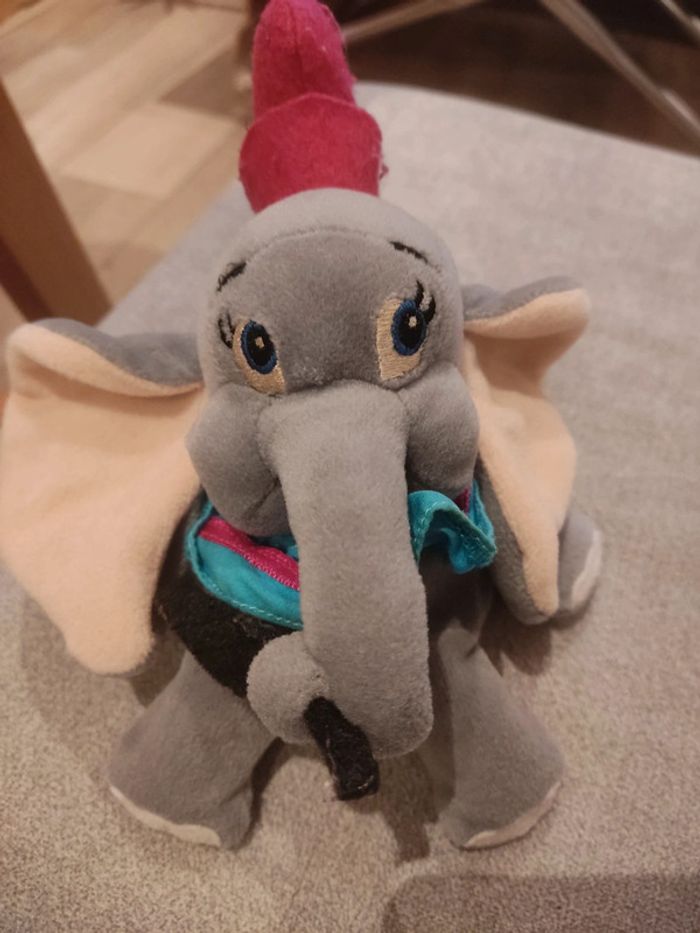 Peluche dumbo