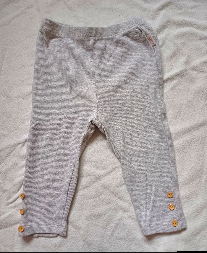 Lot de 2 ensembles Disney taille 18 mois - photo numéro 5