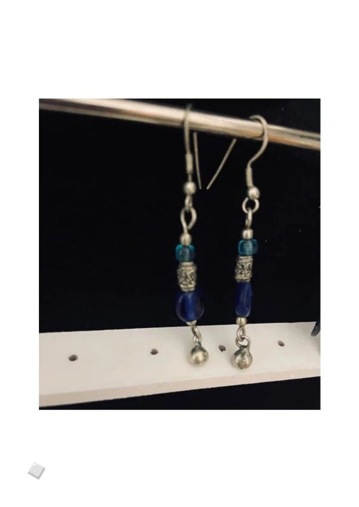 Boucles d’oreilles fantaisies, pendants bleues - photo numéro 2