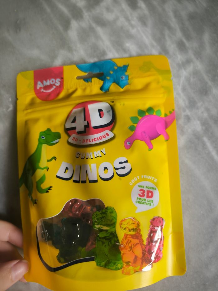 1 sachet de bonbons en 3D dinosaure