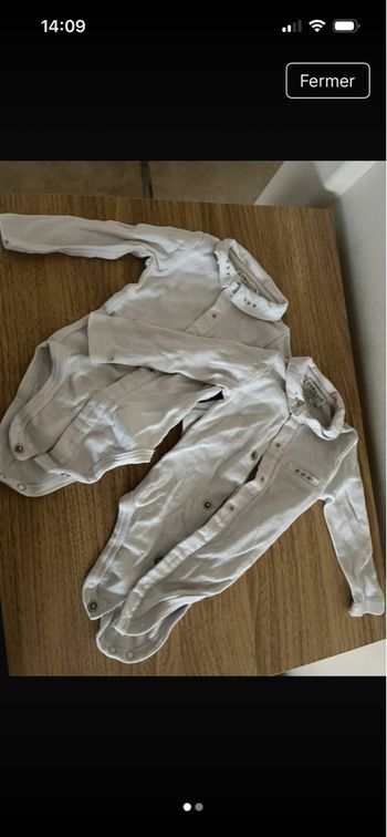 Lot de 2 bodys à col