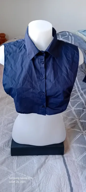Haut léger court  sans manches côtés ouverts sur les côtés avec élastique marine femme S enjoy