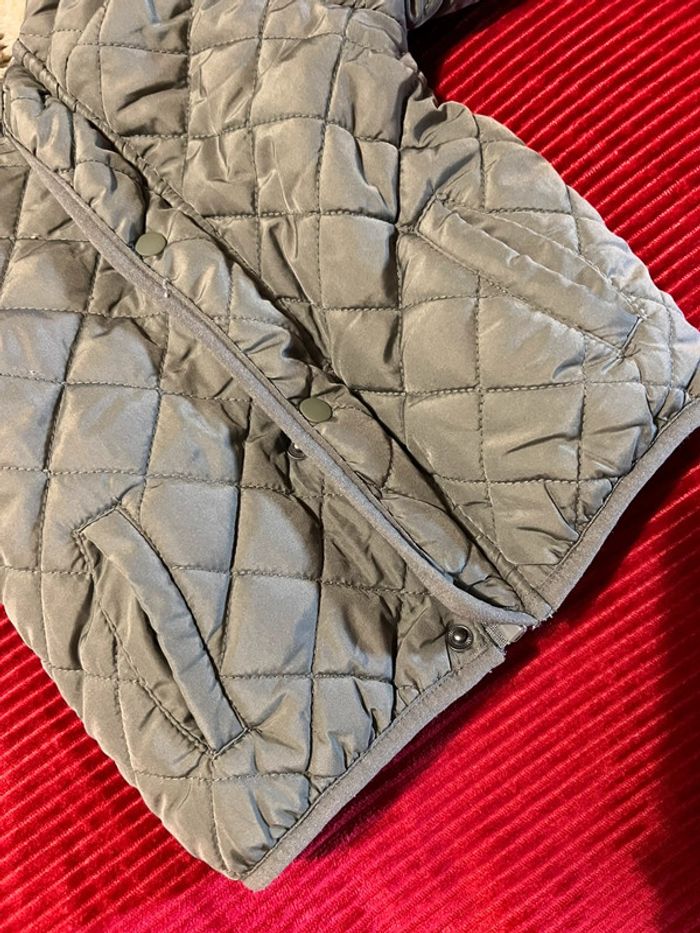 Jolie veste 6 mois comme neuve - photo numéro 4